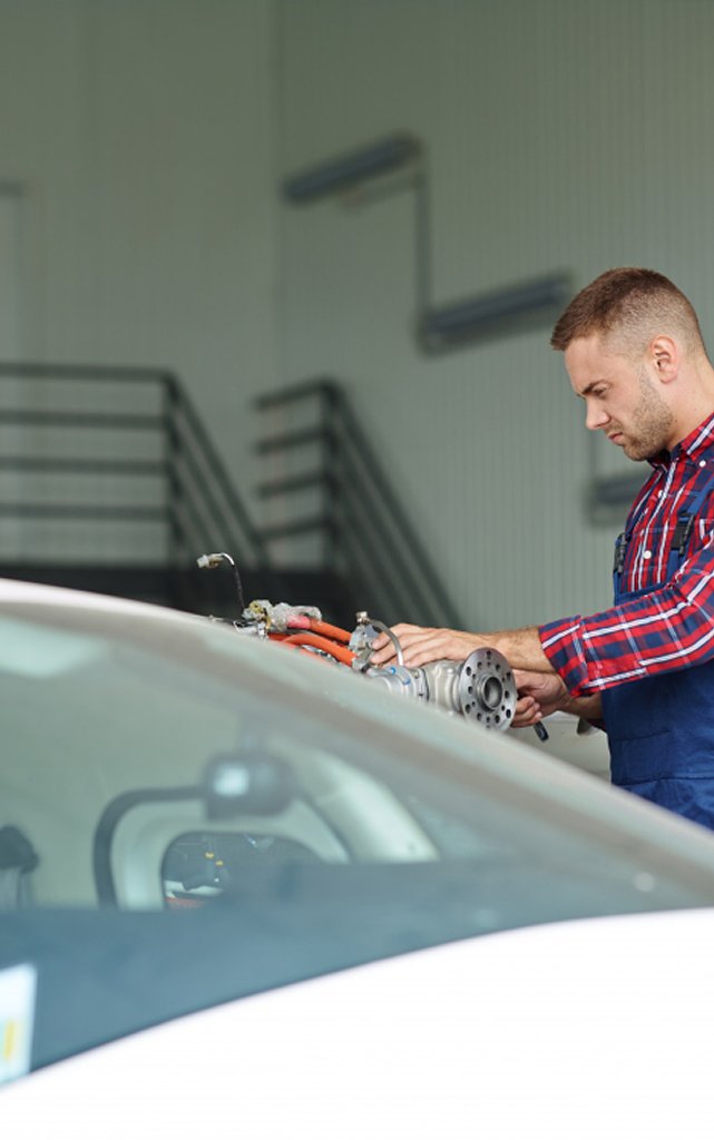 Convenient Mobile Auto Glass Solutions